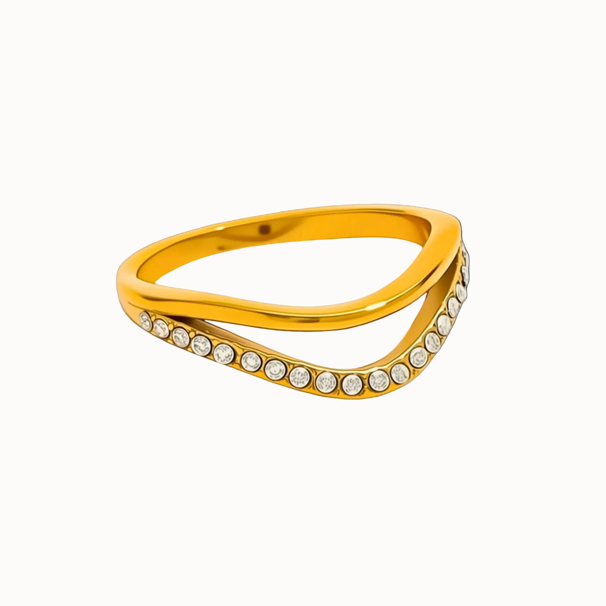 Avi Ring – 18K Gold Wave Band with Eco-Friendly Sparkle | EMILIAZ Jewellery
